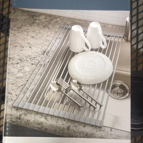 Silicone Dish Drying Rack - Picture 2 of 4